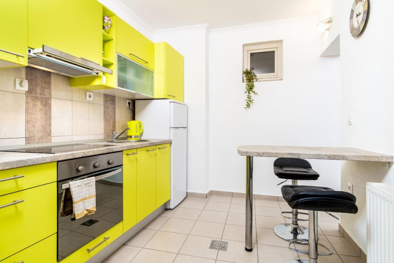 Zollus House Tvrda Lägenhet Osijek Exteriör bild