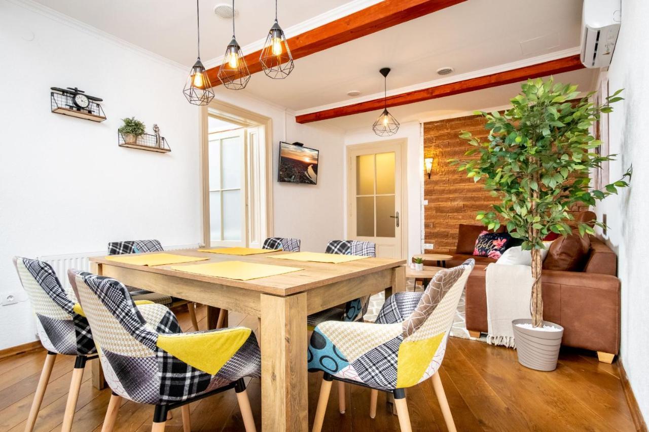 Zollus House Tvrda Lägenhet Osijek Exteriör bild